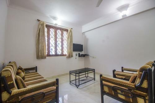 Hostal Oyo Home 78008 Field View 2bhk Fatrade