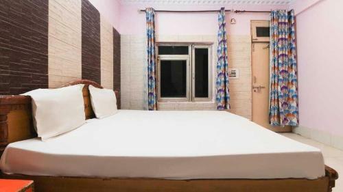 Hotel Sanjay Royal By Wb Economy