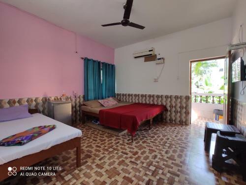 Hostal Alex Alepas