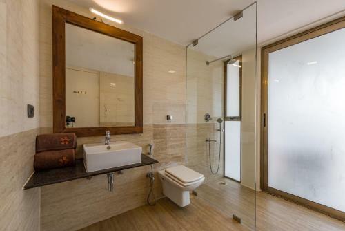 Villa Saffronstays De La Mer