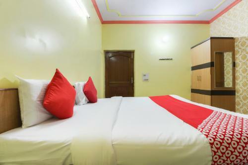 Hotel Oyo 65566 Mukund Dham