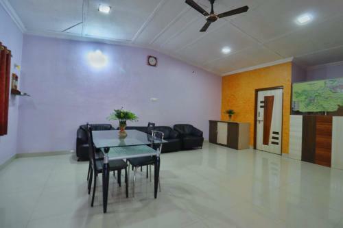 3 Bhk Lingmala Villa W Common Pool