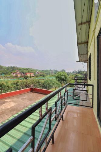3 Bhk Lingmala Villa W Common Pool