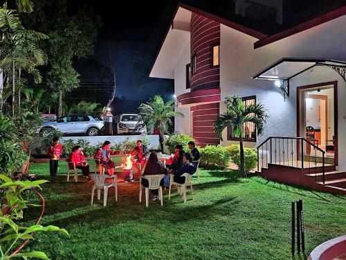 Nilgiri Villa With Swimming Pool