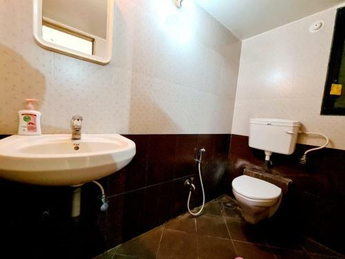 Nilgiri Villa With Swimming Pool