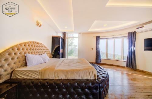 The Mountain Mist Hotel