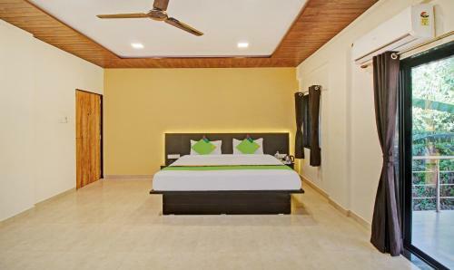 Hotel Treebo Trend Raaya Regency