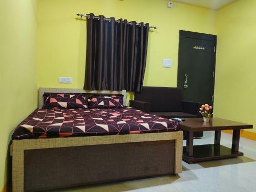 Hotel Nimar Palace