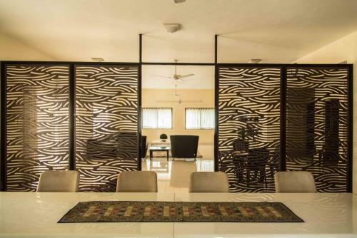 Villa Royal Grand Palace By 29 Bungalow