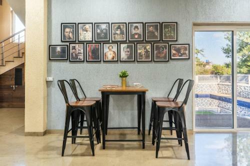 5 Bhk Luxurious Villa With Private Pool ! Kingston Villa Lonavala !