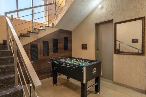 5 Bhk Luxurious Villa With Private Pool ! Kingston Villa Lonavala !