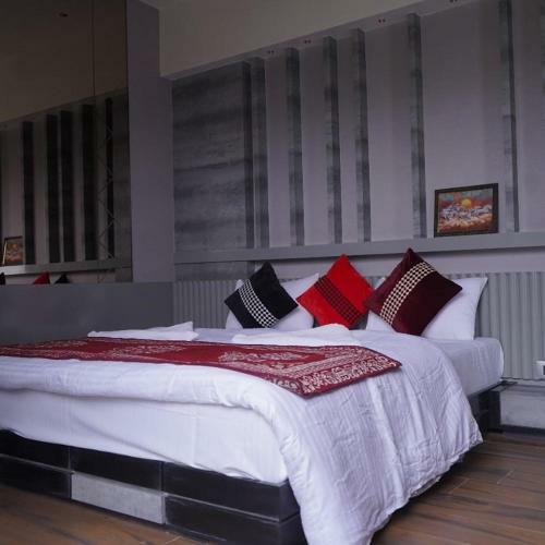 Stay 5 Villas