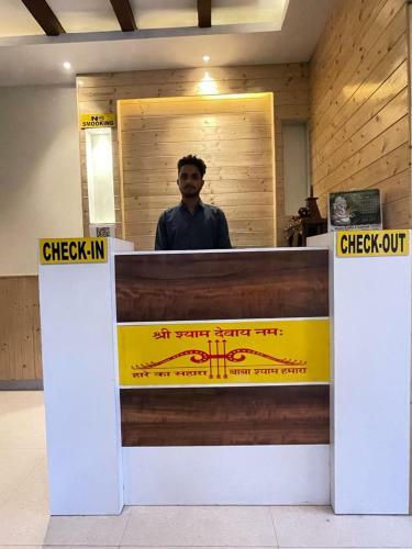 Hotel Aarti Villa Manali