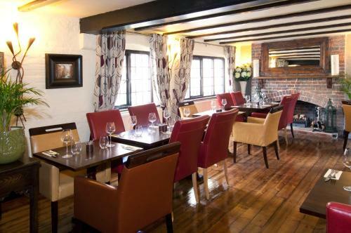 Roundabout Hotel
