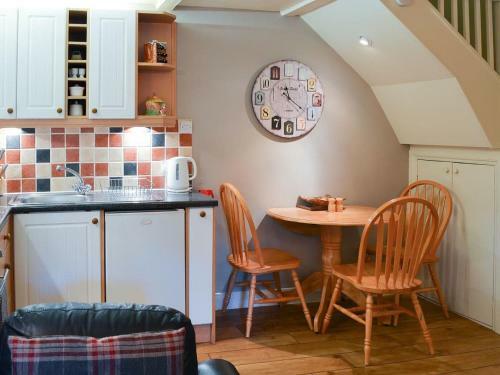 Larch Cottage