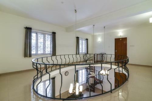 Hostal Oyo Home 66153 Revive Inn T Nagar