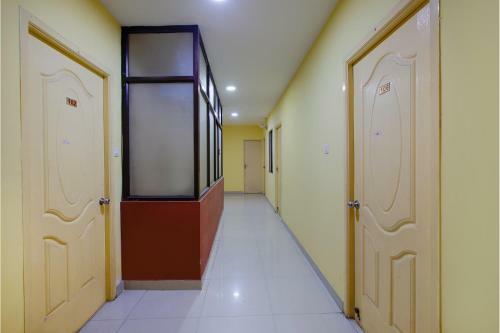Fabhotel Green Tree Residency