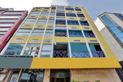 Hotel Oyo Flagship 84186 Gold Residency Central