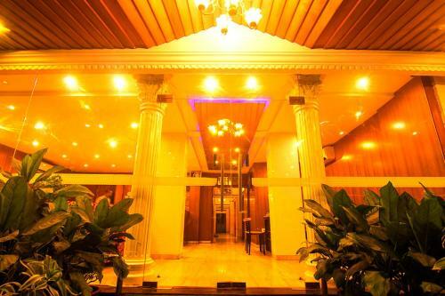 Hostal J.j.s Park Inn Guest House
