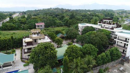 Villa Esmeralda Bryan's Resort Hotel And Restaurant