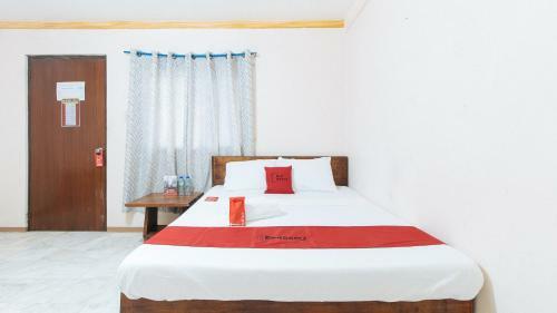Hotel Reddoorz Hostel @megans Paradisio Beach Resort