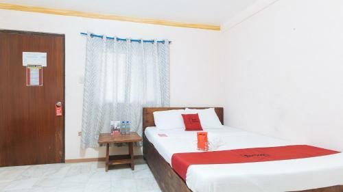 Hotel Reddoorz Hostel @megans Paradisio Beach Resort