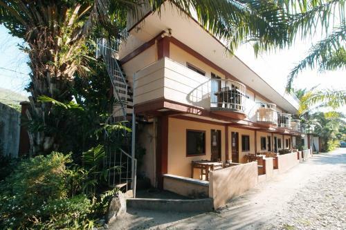 Hotel Reddoorz Hostel @megans Paradisio Beach Resort