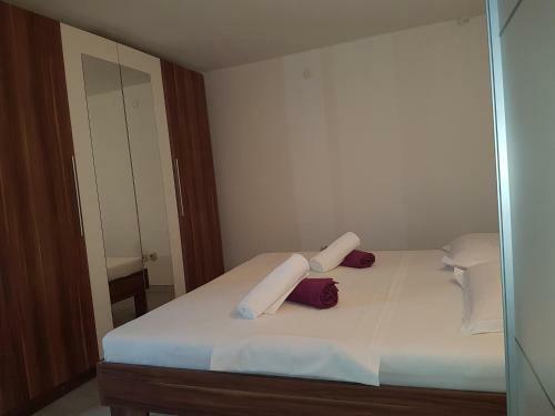 Apartments Lovri? - 30 Meters To The Beach