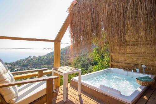 Hotel Kabak Dome Suites