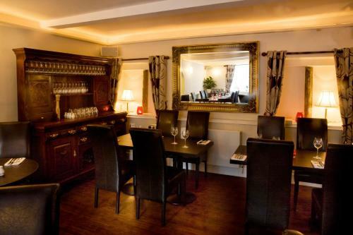 Posada The Old Bell Inn