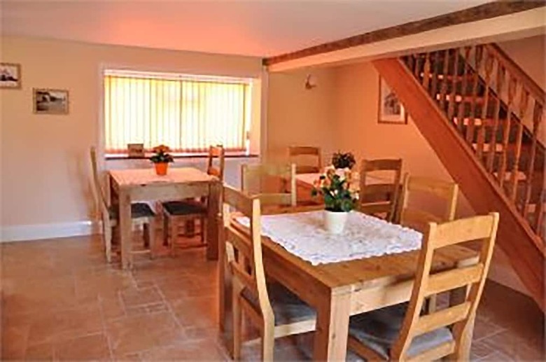 Hostal Quiet Woman House