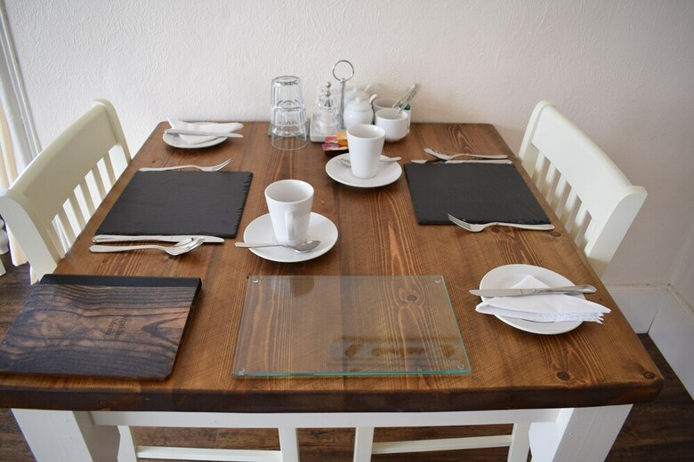 Hostal The Tables Guest House