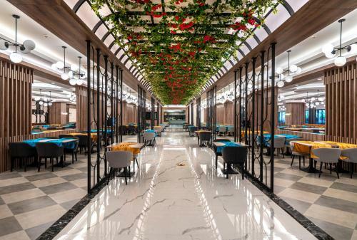 Arnor De Luxe Hotel & Spa