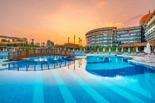 Arnor De Luxe Hotel & Spa