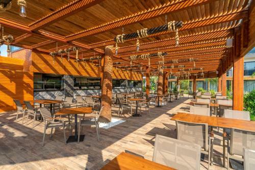 Arnor De Luxe Hotel & Spa