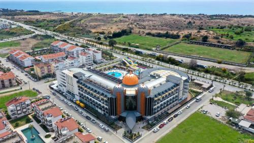 Arnor De Luxe Hotel & Spa