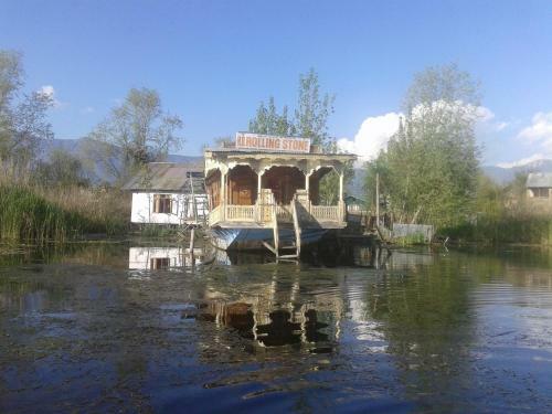 House Boat Rolling Stone
