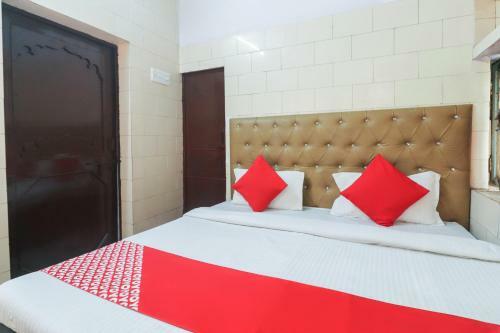 Oyo 65600 Hotel Namaste Taj - Tajview Cafe