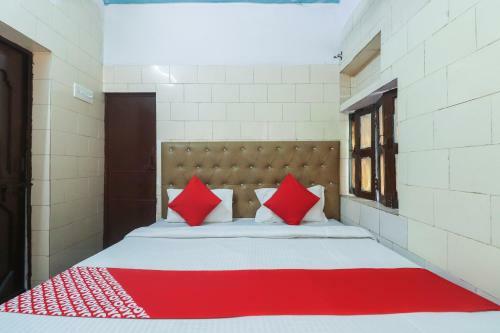 Oyo 65600 Hotel Namaste Taj - Tajview Cafe
