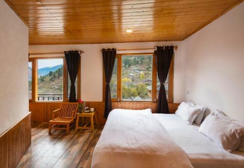 Robinhood Travel Hostel