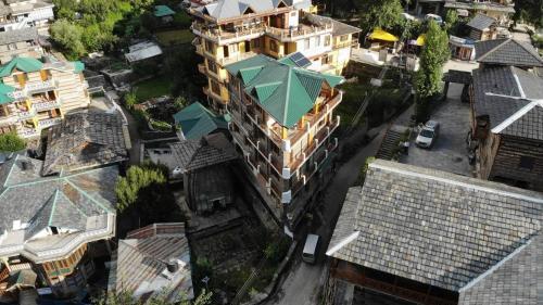 Robinhood Travel Hostel