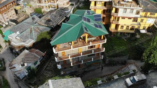 Robinhood Travel Hostel