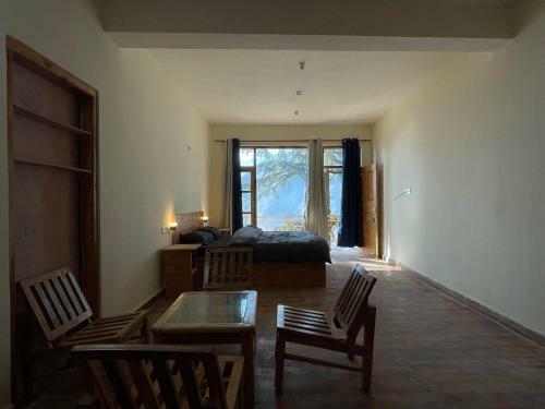 Tag's Stays & Hostel