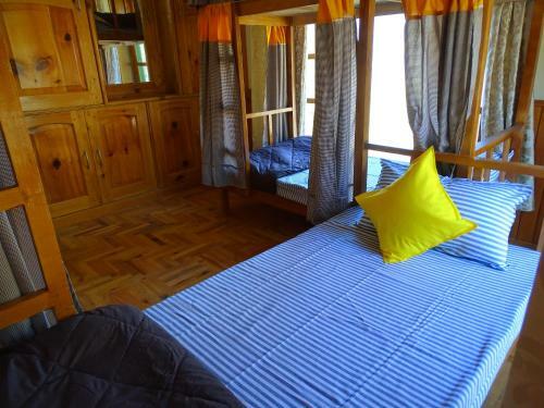 Fl�stern Hostel And Caf�