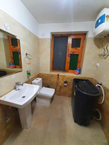 Fl�stern Hostel And Caf�