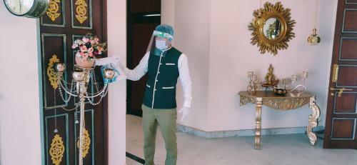 Hotel The Neeraj Ganga Heritage Palace