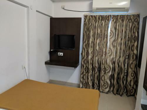 Hotel Aashraya