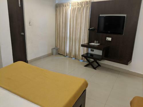 Hotel Aashraya