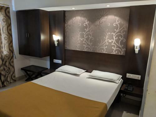 Hotel Aashraya