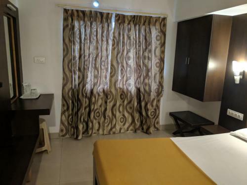 Hotel Aashraya